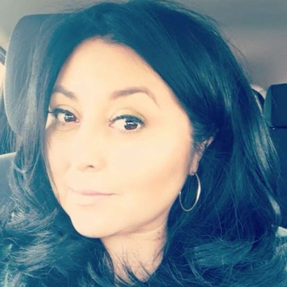 Meet your Posher, Melissa - Picture 1 of 1